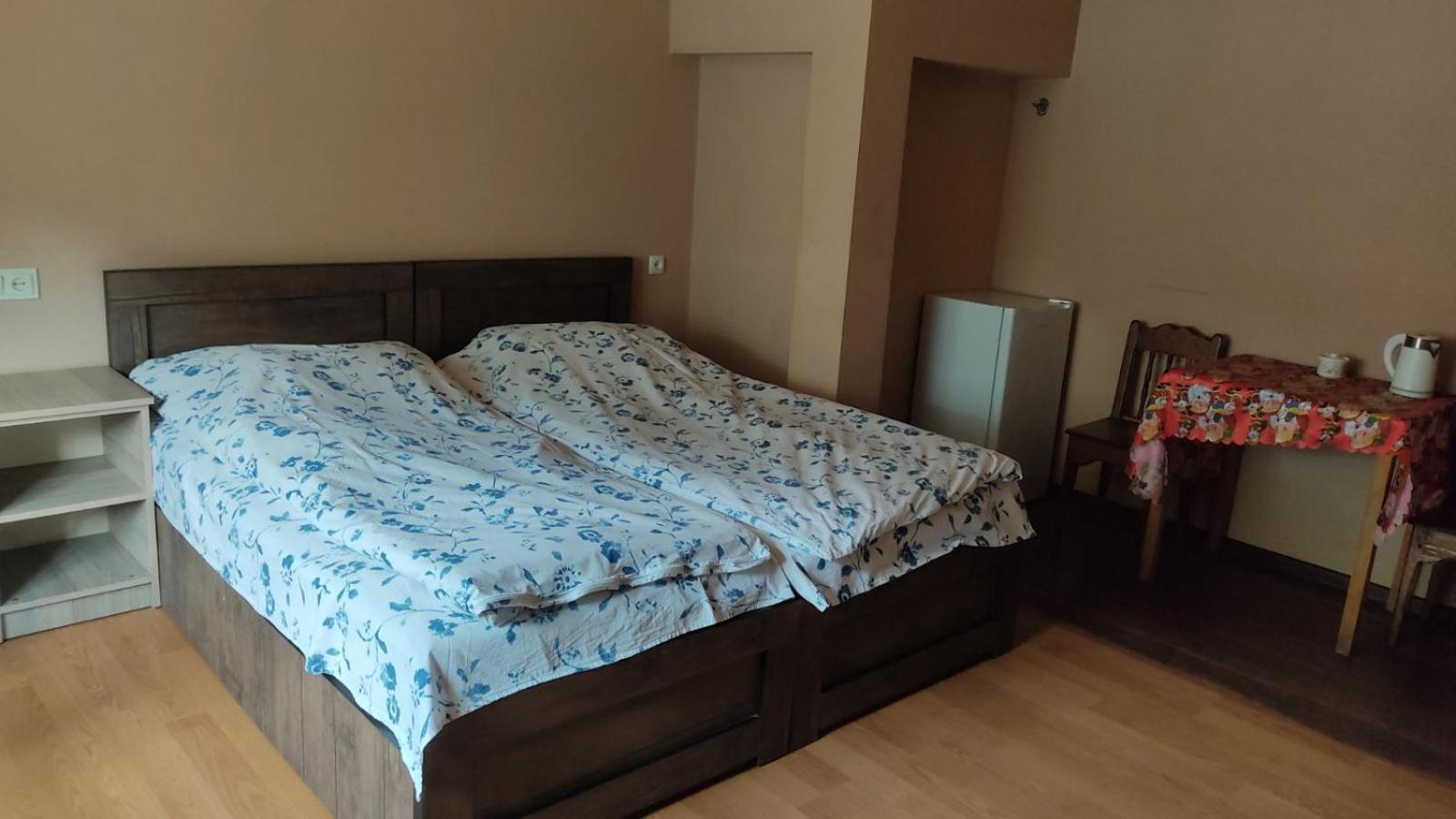 Guesthouse Mabu - 4 Newly Built Rooms In The Heart Of Mestia Ngoại thất bức ảnh